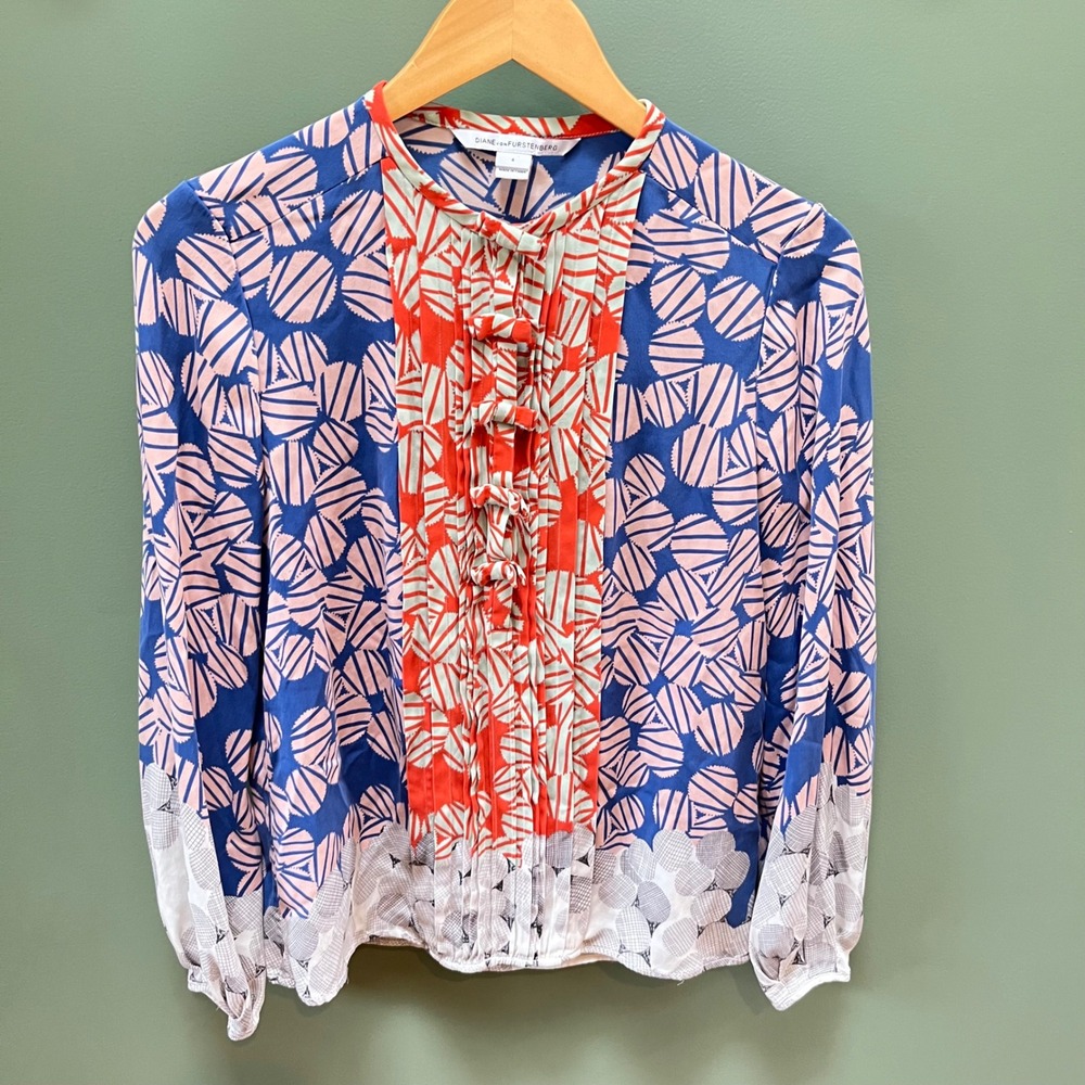 Diane von Furstenberg Silk Blouse Blue Pink Orange Geometric Bow Front Size 4
